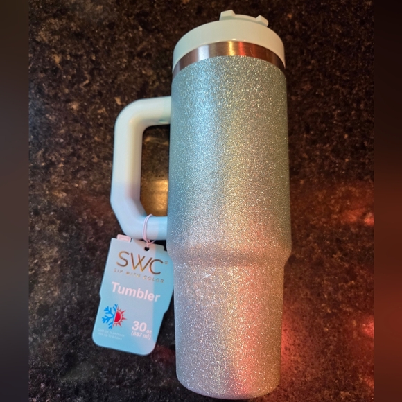 Glittery Blue Tumbler with Handle - Picture 2 of 6